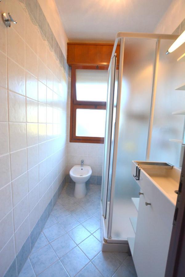 Lignano Nette Wohnung Naehe Am Meer Линяно Сабиадоро Екстериор снимка